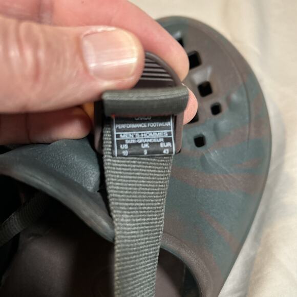 Chaco Chillos Clog M 10 Closed Toe Sandals Woodsy Growth JCH108635 Mens - Picture 5 of 9